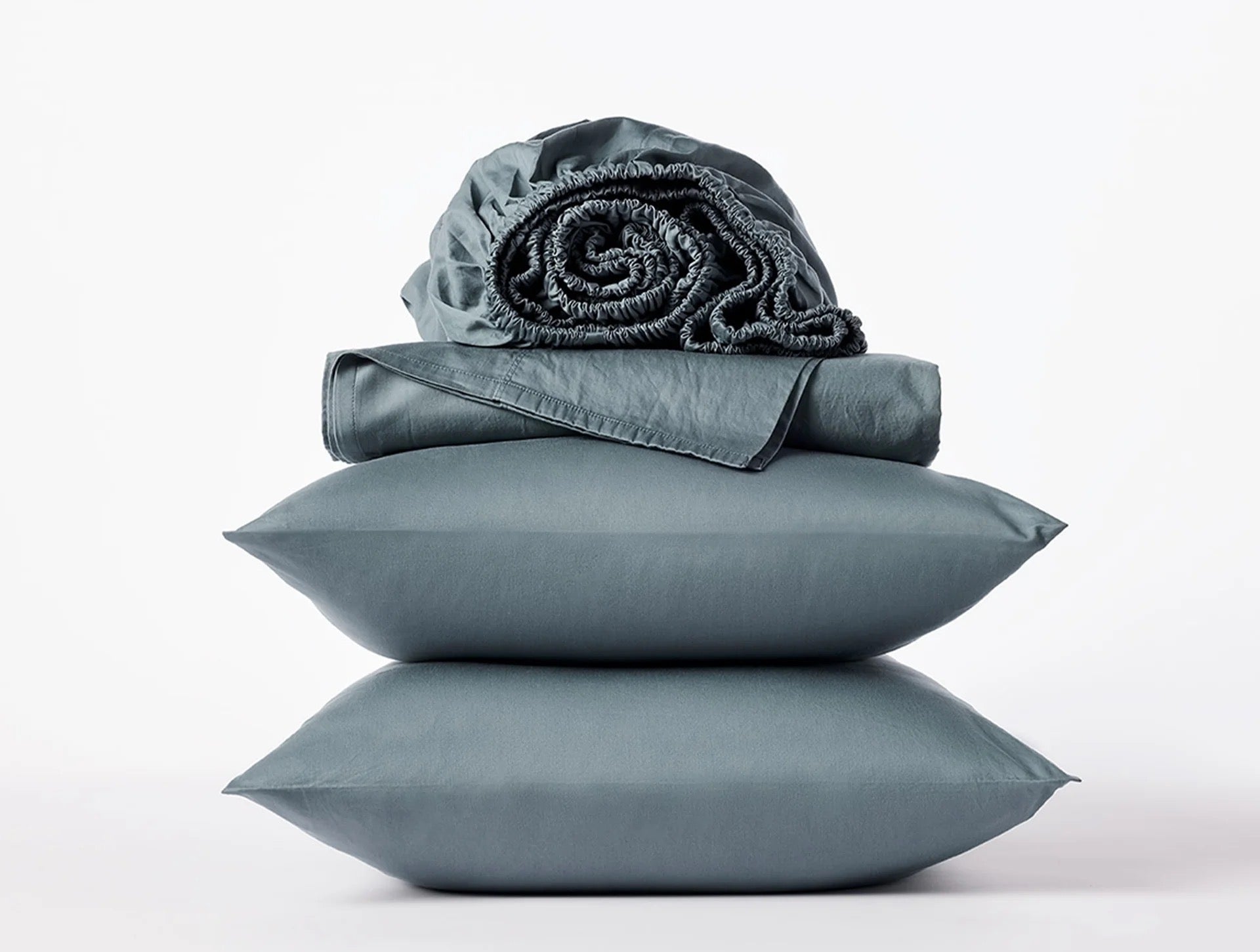 Exceptionally smooth and warm to the touch, our Cloud Soft Organic Sateen Sheet Set is perfect for cool sleepers and seasons. It’s crafted with weighty, 100% GOTS Certified organic cotton that’s not only gentle on skin, but also unbelievably soft. These sheets feature a luxurious drape and elegant matte sheen, offering a refined look without the shine of traditional sateens.