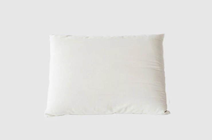 A 100% natural Dunlop latex core cocooned in a breathable swath of soft, domestically sourced Premium Eco Wool, all tucked inside an organic cotton sateen zippered cover.
This combination creates a thick and luxurious pillow that's great for side and back sleepers and provides excellent support when sitting up in bed to read or work