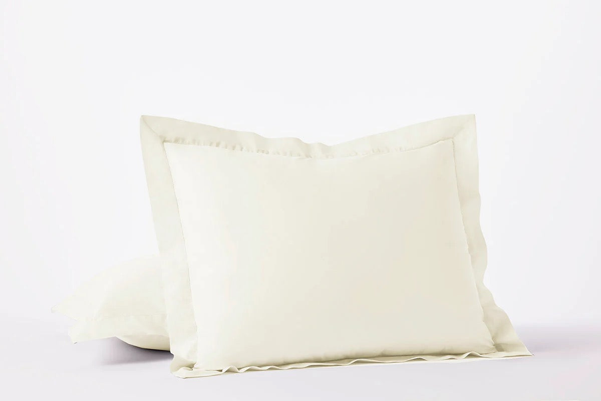 Clean, crisp organic cotton is tightly woven into a substantial, 300-thread count percale, creating a smooth and breathable classic for the bed that wears exceptionally well with time. Contrary to the sheen of sateen, percale features a cooler feel and creates better air flow.
