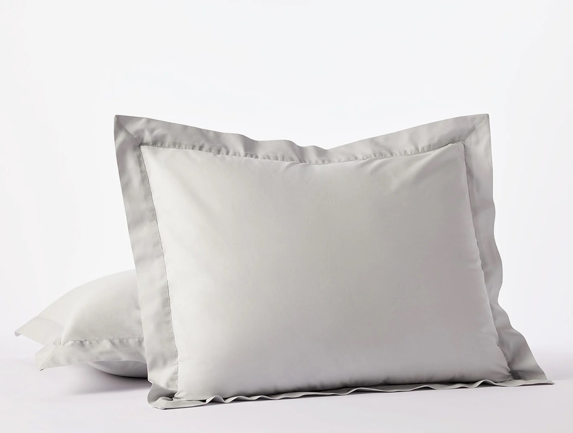 Clean, crisp organic cotton is tightly woven into a substantial, 300-thread count percale, creating a smooth and breathable classic for the bed that wears exceptionally well with time. Contrary to the sheen of sateen, percale features a cooler feel and creates better air flow.
