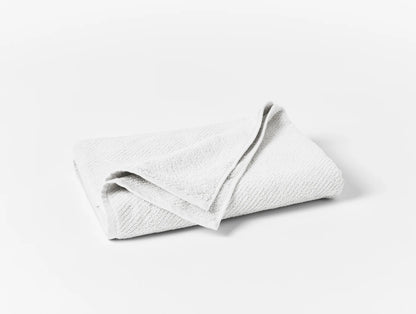 Loomed from long loops of pure organic cotton, our best-selling towel embraces you in the natural performance of premium fibers. A twill weave enhances the natural variations in texture for drying off quickly and efficiently. Durable and dense, Air Weight’s full range of colors elevates your bathroom with superior absorbency that only gets better with time.