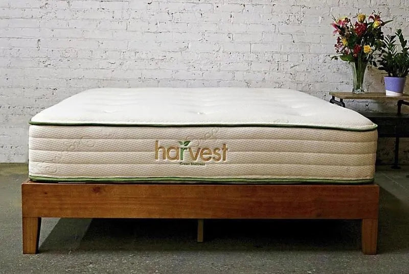 The Harvest Green Vegan Organic Mattress Topper is Greenguard gold certified and made using GOLS certified organic latex and GOTS certified organic cotton.   Finishing at 2.75 inches, it is constructed with 2 inches of organic latex (choose soft or firm) encased in an organic cotton cover.   The Harvest Green Original Mattress Topper comes with a 100 Night Trial Period!