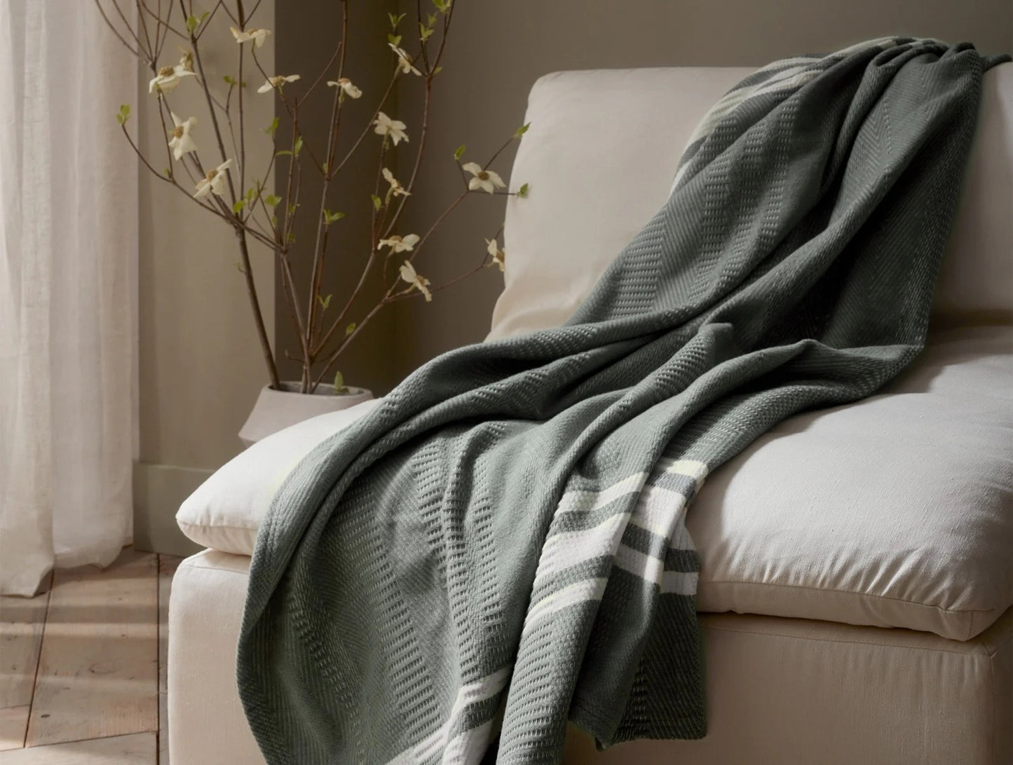 Cirrus Supersoft Organic Cotton Throw by Coyuchi