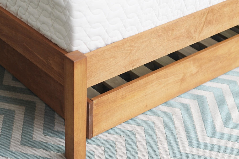 Trundle Bed by Savvy Rest