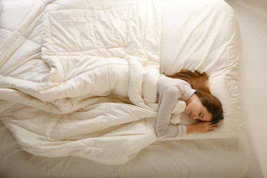 Stay cool in the summer and warm in the winter with this classic, world-famous, customer-favorite comforter! This 100% organic, breathable comforter helps to regulate your body temperature and wick away moisture. So you spend less time tossing and turning and more time experiencing the deep relaxation your body craves.

Filled with the finest organic Merino wool, this luxurious and pure comforter provides a healthier, longer-lasting alternative to down, polyester, and other synthetic fibers.