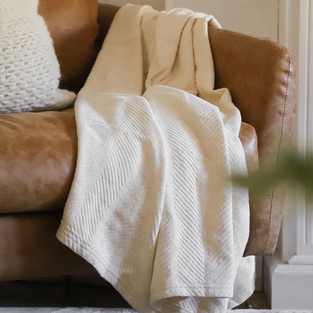 Get cozy with our soft organic cotton blankets and throws. Savvy Rest chenille herringbone blankets and throws are made without pesticides, bleach, toxic dyes or synthetic materials. Instead, we offer natural blankets and throws to keep you comfy and warm.
