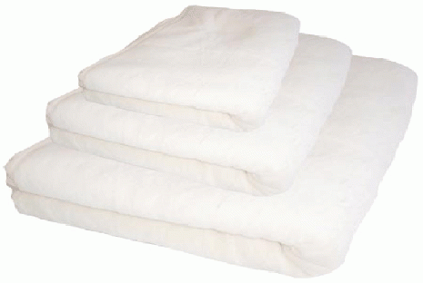 Discover unparalleled softness with the Under the Nile Organic Cotton Blanket, crafted from the finest 100% organic Egyptian cotton for luxurious warmth and comfort. This customer favorite features a brushed texture and is edged with 100% organic twill fabric, ensuring both softness and sustainability. Perfect for chilly winter nights, this heavy-weight blanket comes in an elegant arctic white color that complements any bedding ensemble. Plus, it’s conveniently machine washable, making maintenance a breeze.