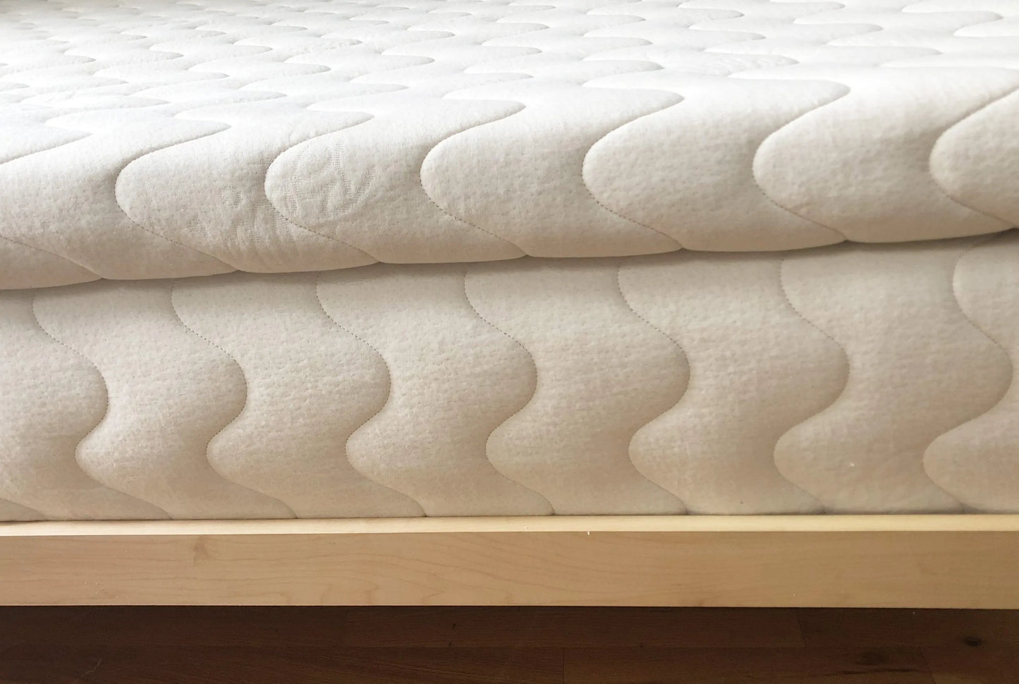 BELLA SERA 2″ NATURAL LATEX MATTRESS TOPPER