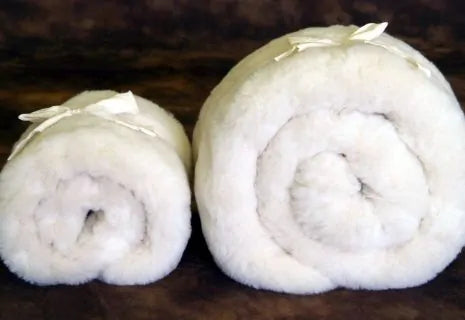 NATURAL HAPPY LAMB FLEECE BY HOLY LAMB ORGANICS